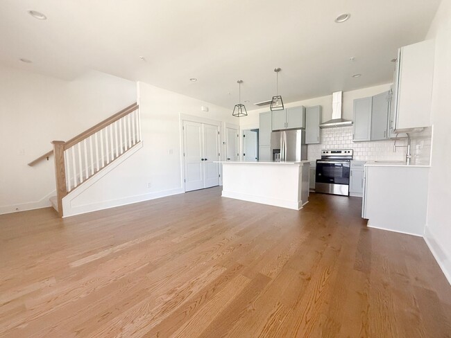 Photo - 3-Bedroom Townhome with Pool Access Near Downtown Cookeville