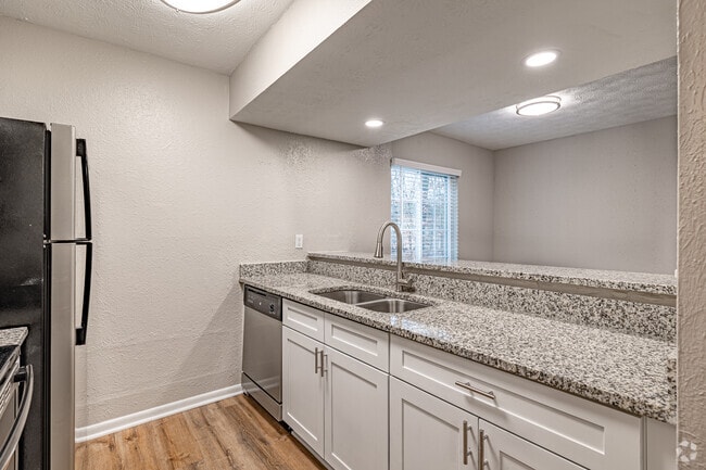 2 BR, 2 BA - 1,102SF - Kitchen