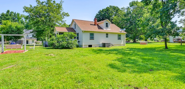 Room in House on Austin Dr