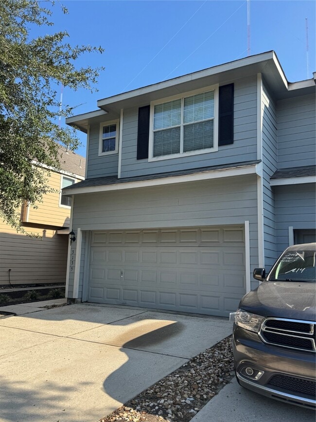 Building Photo - 3135 Atherton Canyon Ln