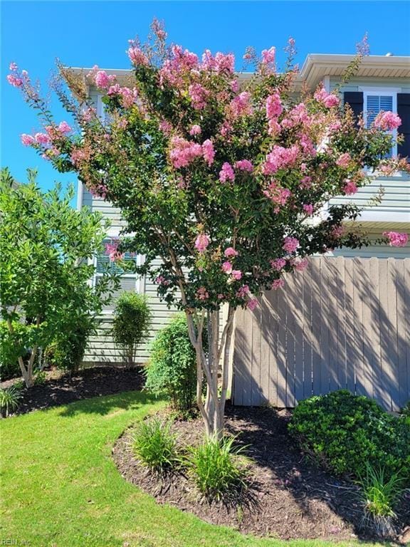 Photo - 4136 Clarendon Wy