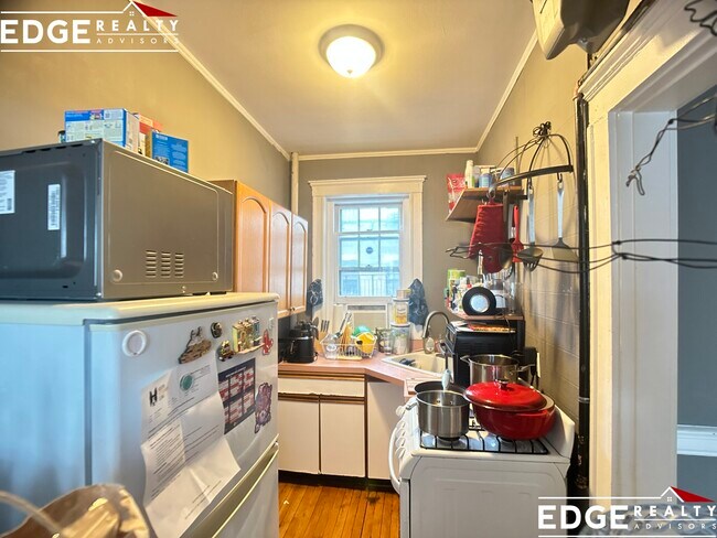 Photo - 1572 Commonwealth Ave Unit 1