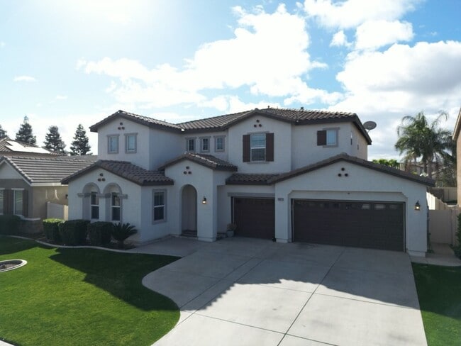Photo - 10317 Titanium St