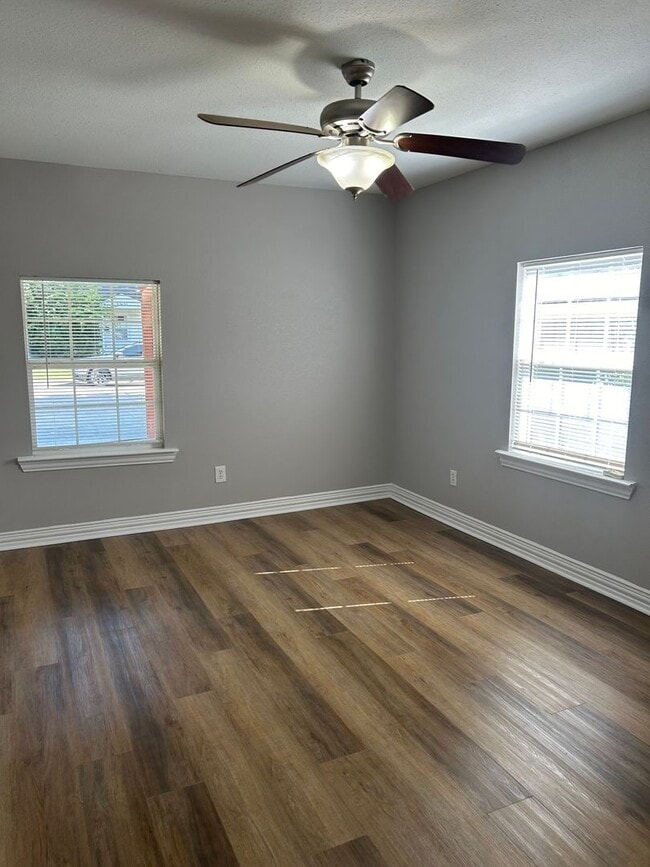 Photo - 2940 S Hills Ave