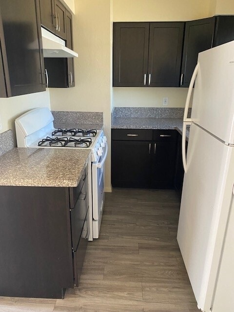 Building Photo - 4137 E Fairmount St