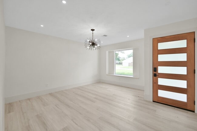 Photo - 6026 Willowbend Blvd