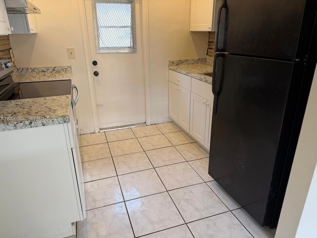 Photo - 728 SW 7th St Unit 1-2