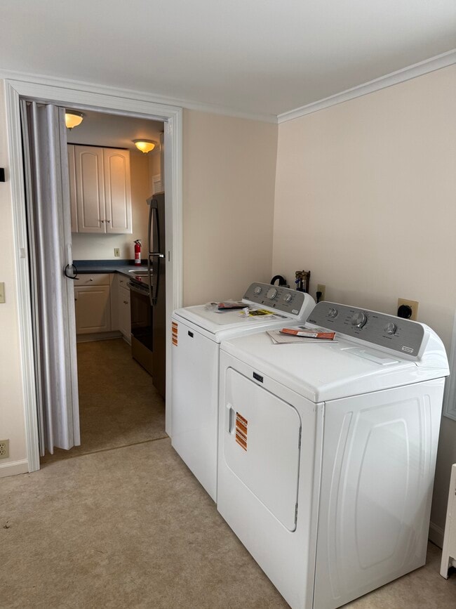 Photo - 239 N King St