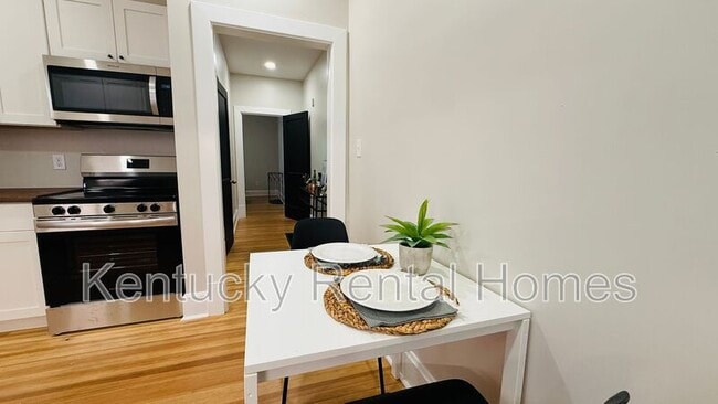 Photo - 161 Preston Ave Unit #2
