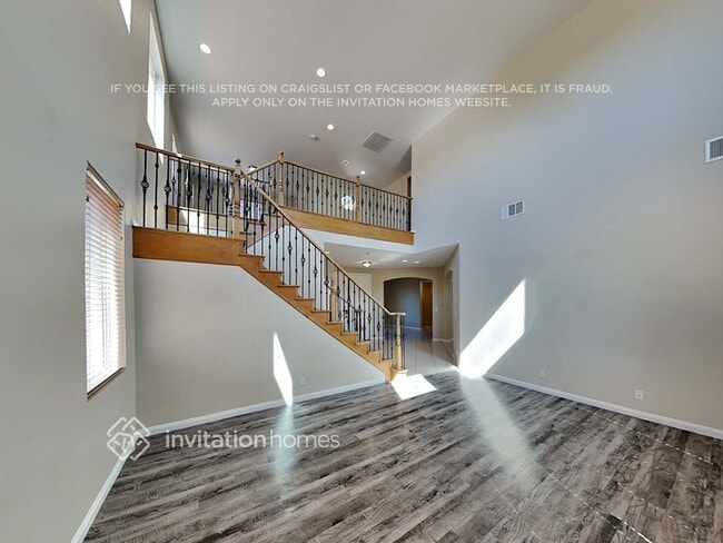 Photo - 6426 Gilded Flicker St