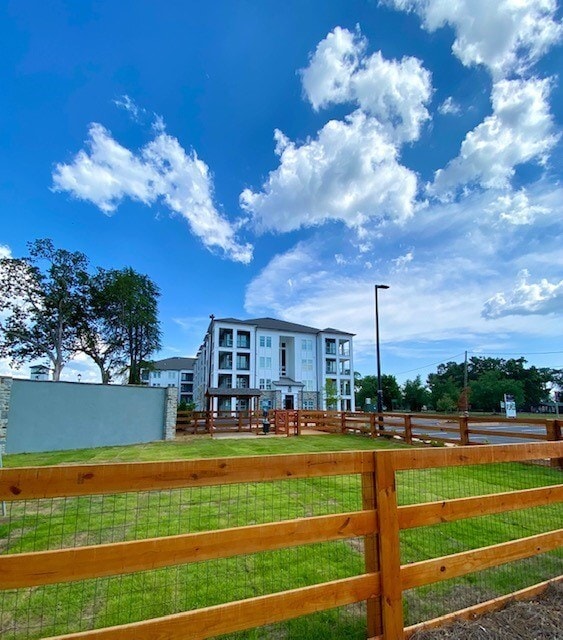 Leash-Free Bark Park