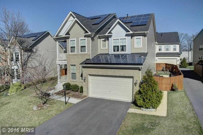 Building Photo - 4 + 4.5 BA  - Custom Home - Close in Kensington