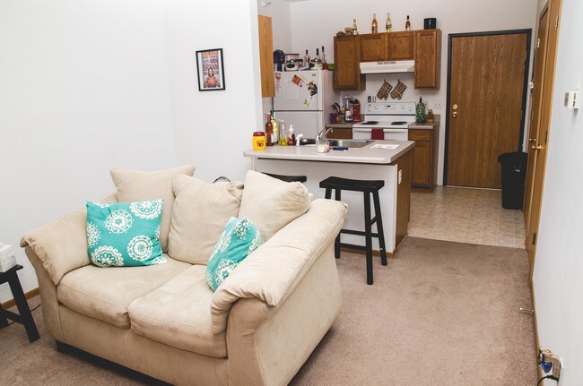 Photo - West View Apartments