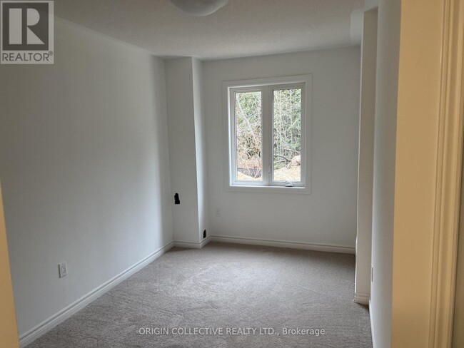 Photo - 34 Milson Cres