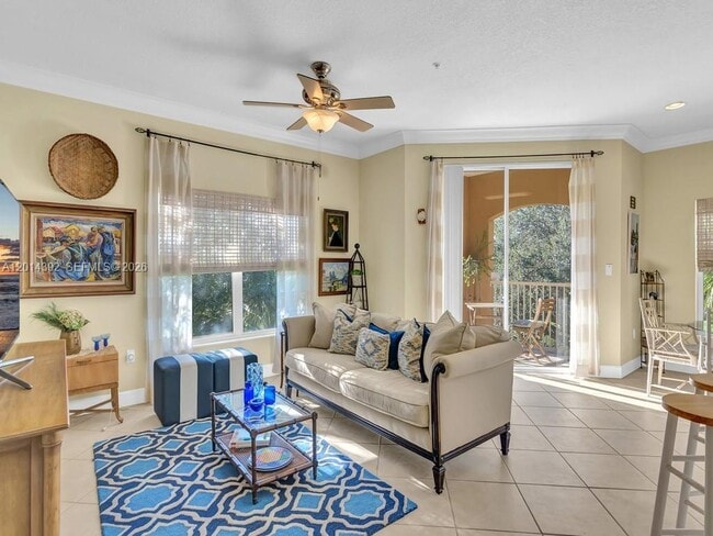 Building Photo - 5035 Fairways Cir Unit 305