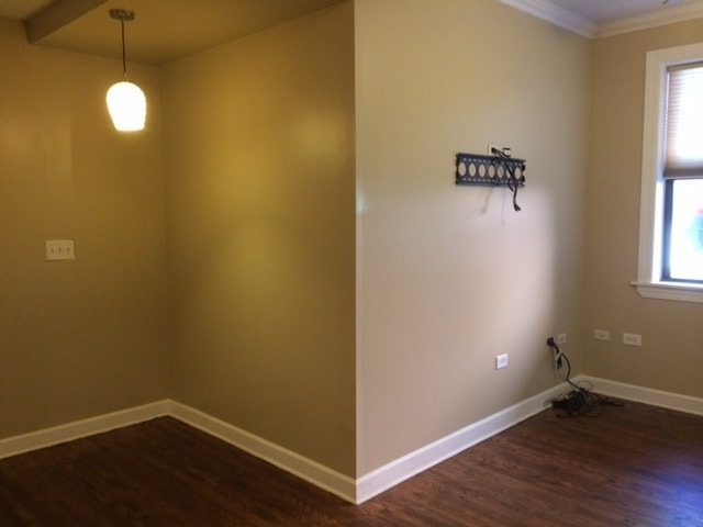 Living Room 2 - 2128 N Hudson Ave Unit 104