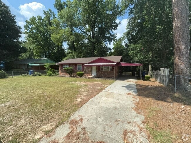 Building Photo - 4720 Wellborn Dr Rental