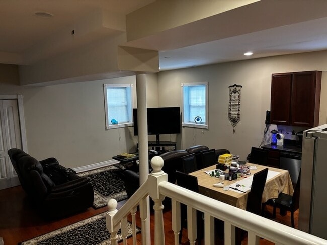 Photo - 6300 N Rockwell St Unit BG