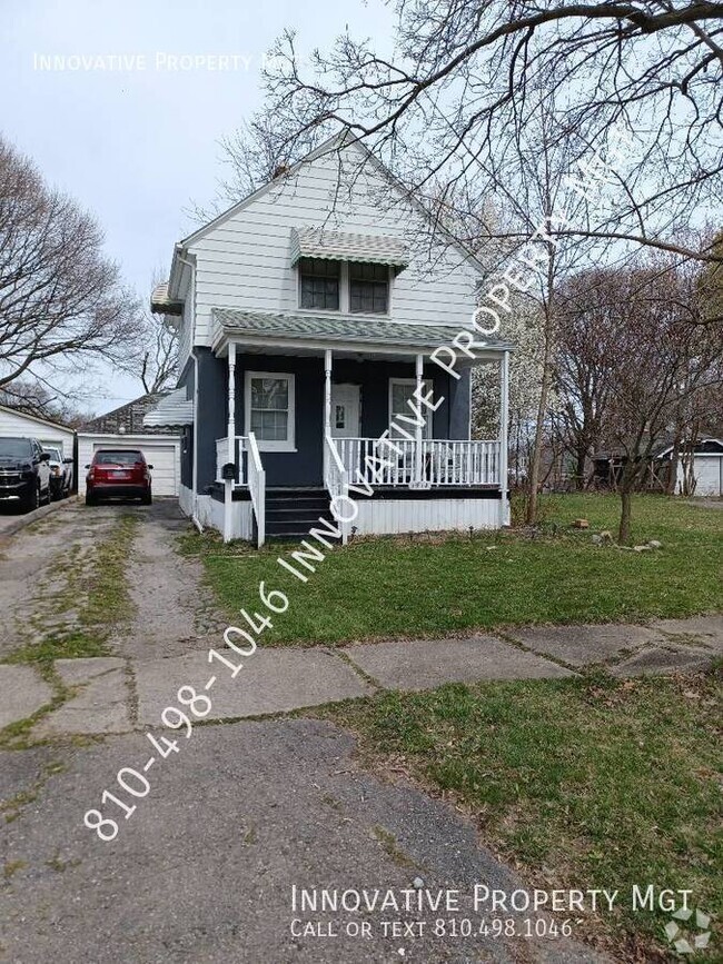 Building Photo - Beautifully updated 2 bedroom, 1 bath - $1... Rental