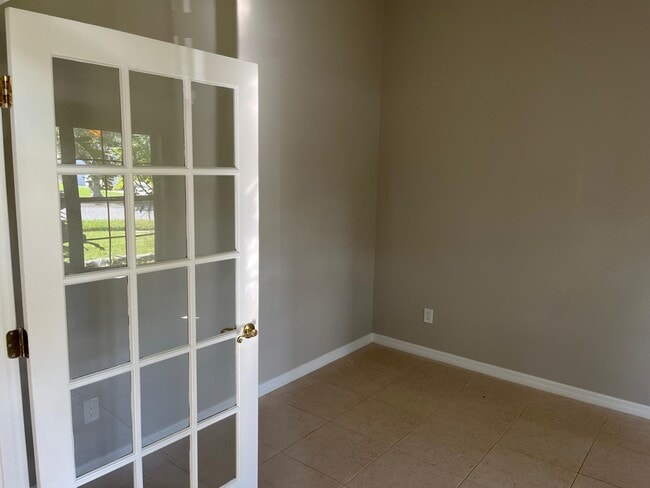 Photo - 1918 Turtle Creek Pl