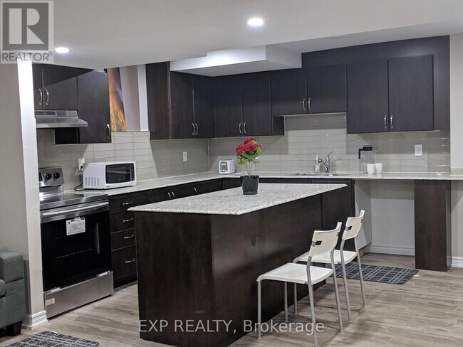 Photo - 15 Kalmia Rd