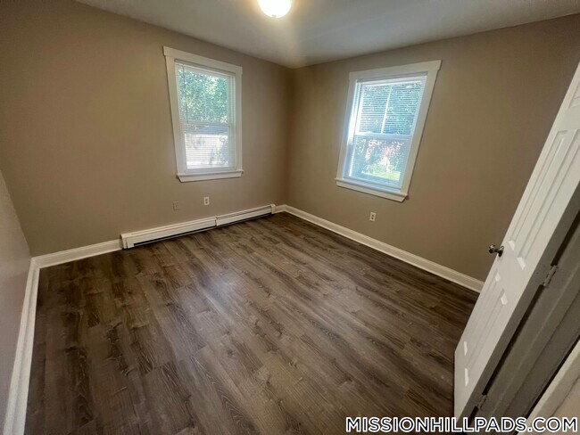 40 Winthrop St Unit 4