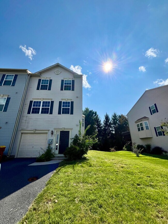 44 Milestone Ct