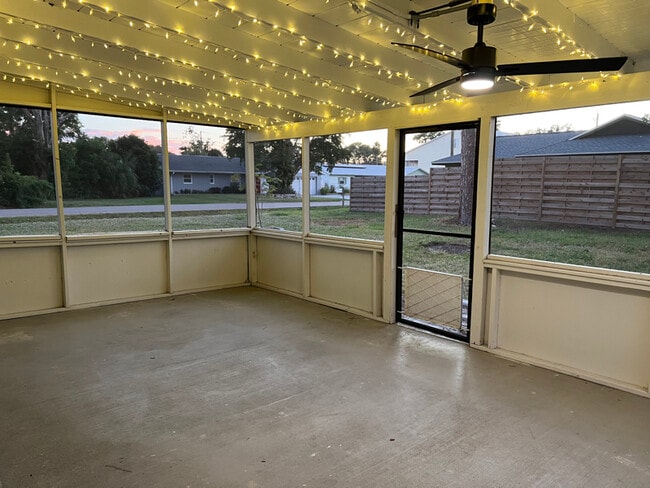 Photo - 8820 Pohoy Ave