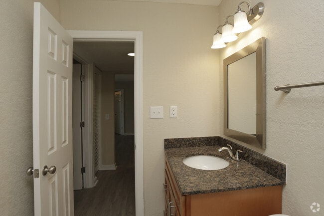 Cross Hill Apartments