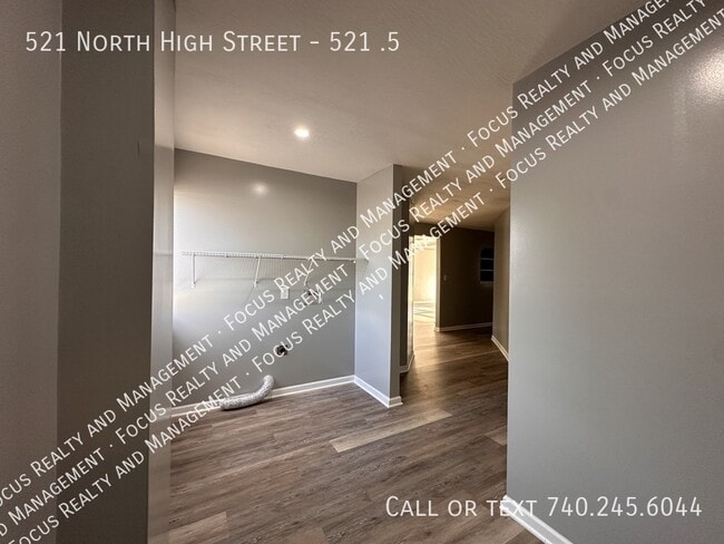 Photo - 521 N High St