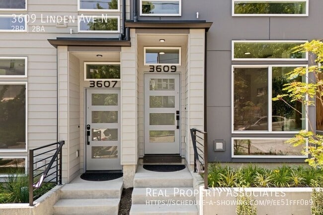 Photo - 3609 Linden Ave N