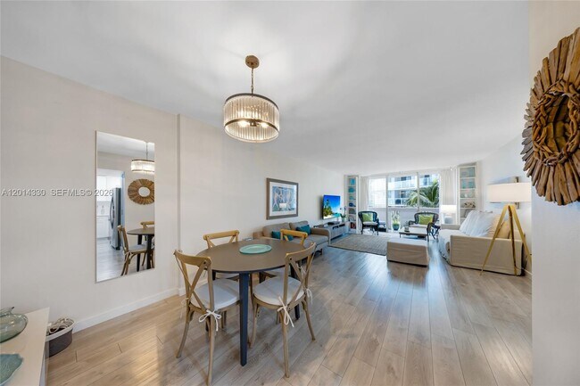 Photo - 800 West Ave Unit 338