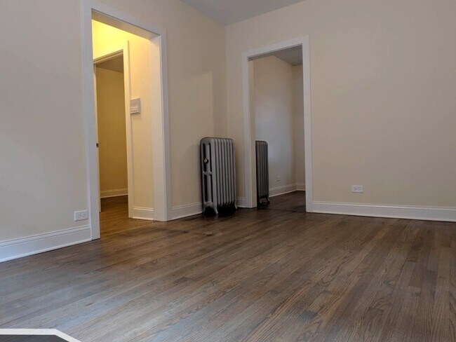 Photo - 2643 N Spaulding Ave Unidad 2W