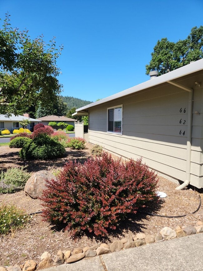 Very nice home w/AIR CONDITIONING in Oakmo... - Very nice home w/AIR CONDITIONING in Oakmo...