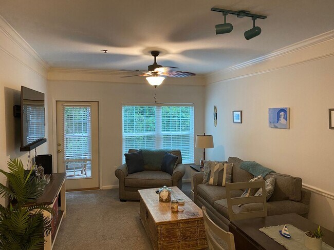 Photo - 1 Bedroom 1 Bath Condo at Mira Vista - Jam...
