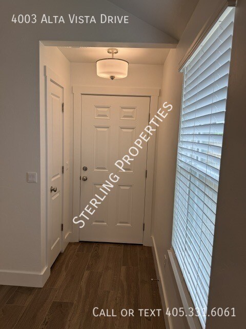 Photo - 4003 Alta Vis Dr