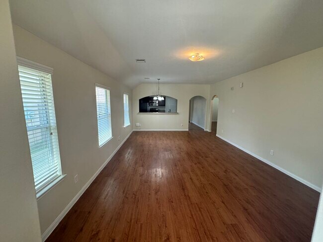Photo - 18802 Dennington Dr