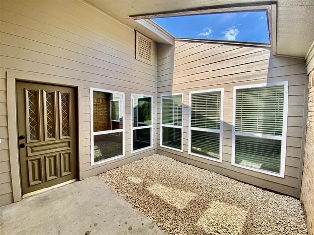 Photo - 2023 Springwood Pl
