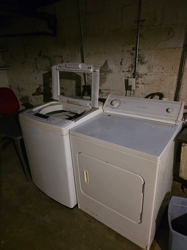 Photo - 832 N Emerson Ave