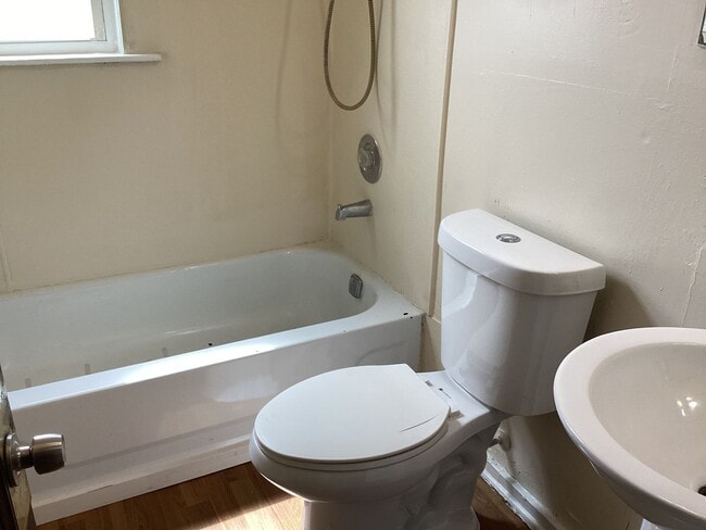 Photo - 2445 N 37th St Unidad Lower