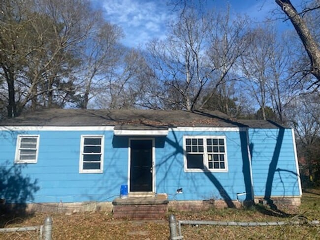 Building Photo - 1140 Baker Cir