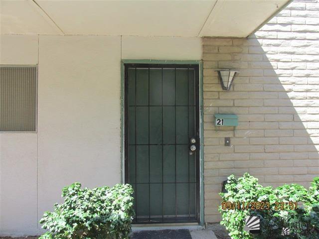 Building Photo - 2150 S Avenue A Unit 21