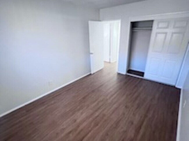 Photo - Berendo Trio Apartments