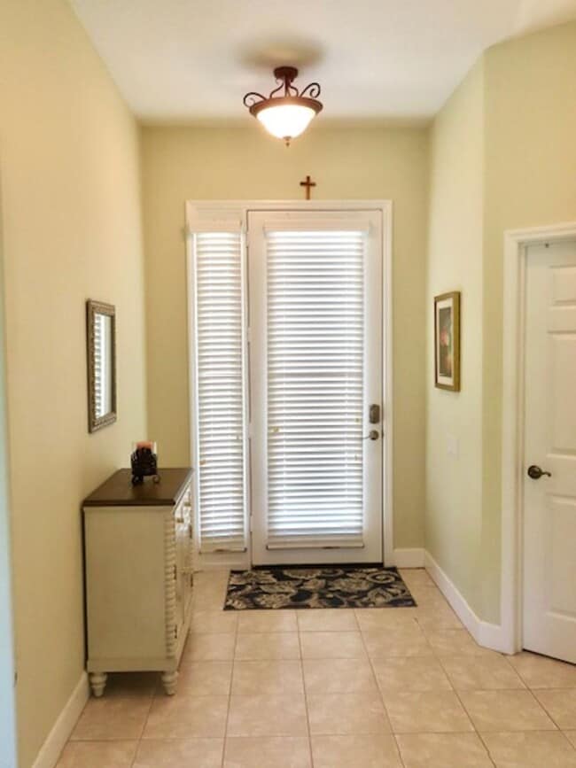 Photo - FURNISHED 3/2 & HEATED POOL -   RENTAL IN ROSEDALE COUNTRY CLUB!!