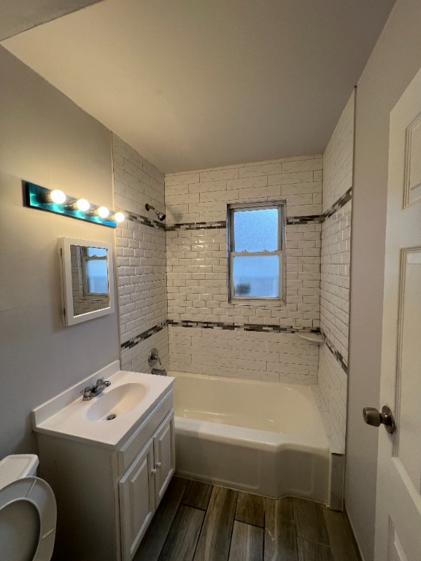 Photo - 166 Chancellor Ave Unidad 1