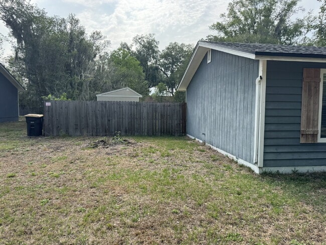 Photo - For Rent
