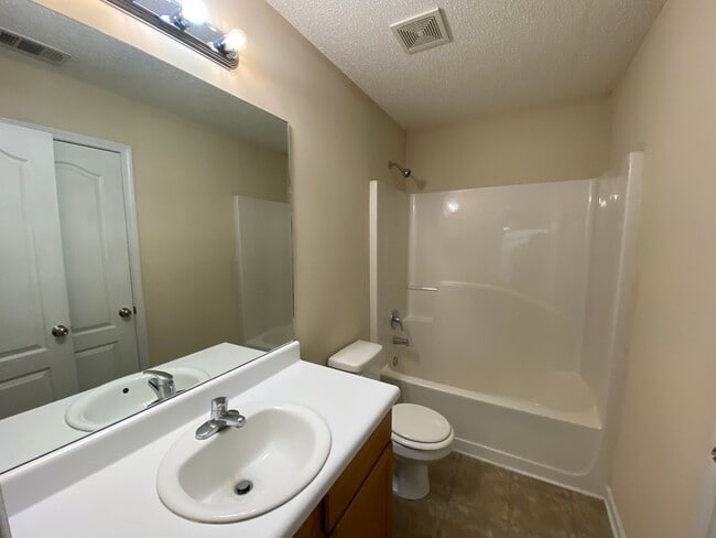 Photo - BRIDGEWATER HOME! PRE-LEASING FOR AUGUST 1 2026! 1/2 Off Deposit!