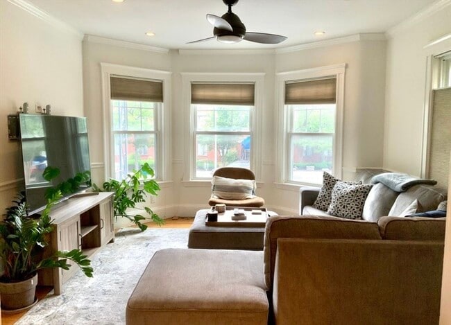 Photo - 520 Mt Auburn St Unit 1