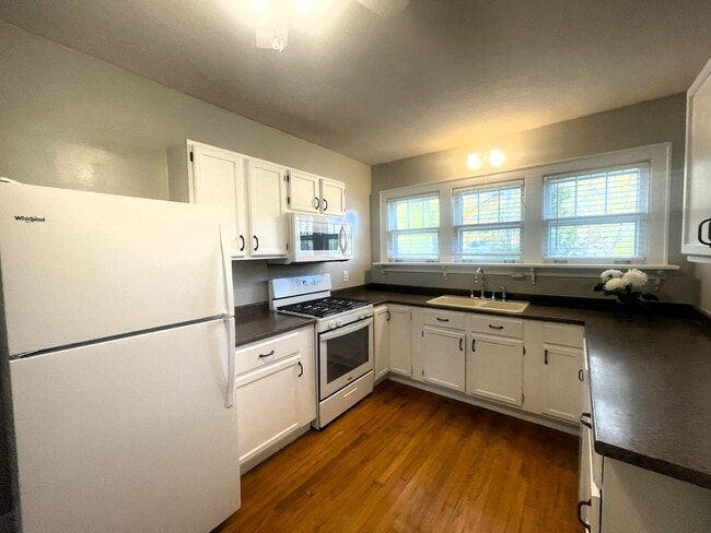 Photo - Charming 3-Bedroom, 2-Bathroom Williams Bay Home with Spacious Attic