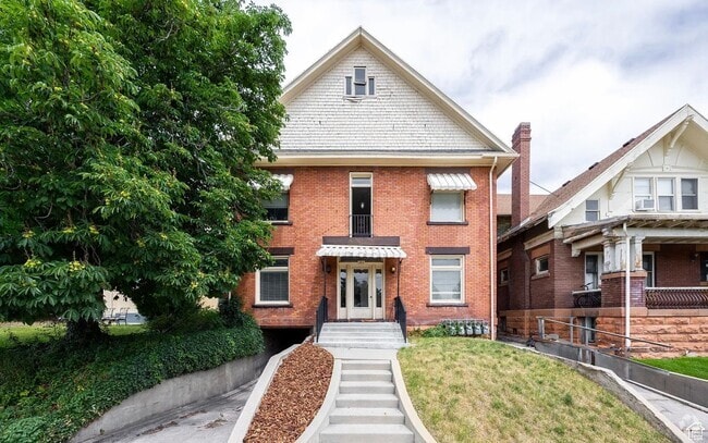 Building Photo - Stonehenge Hall LLC - 343 Unit #1 Rental